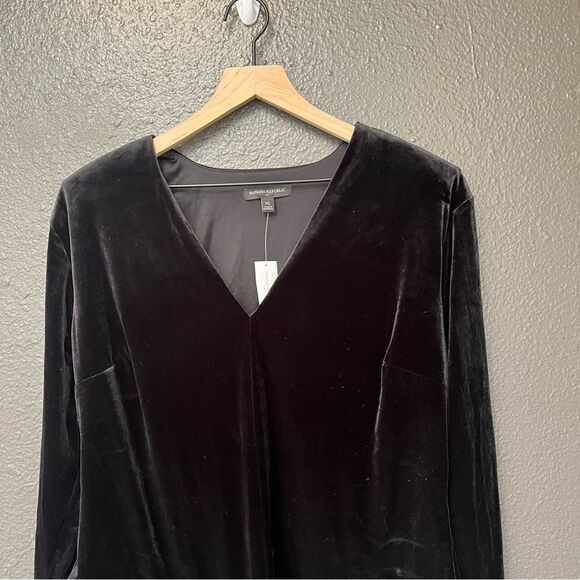 Banana republic velvet bodysuit - Picture 6 of 12